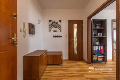 Na predaj 3-izbový byt, 72 m², Liptovský Mikuláš, Senická