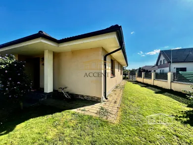 Na predaj 4-izbový dom, 188 m², Hrubý Šúr