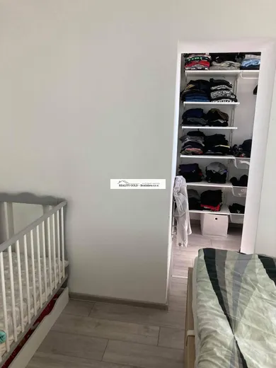 Na predaj dom, 195 m², Kútniky