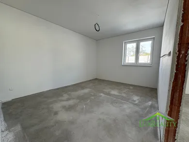 Na predaj 4-izbový dom, 123 m², Kočovce