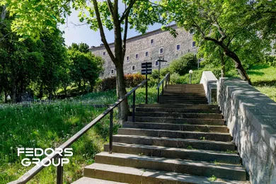 Na predaj 2-izbový byt, 60 m², Bratislava-Staré Mesto, Zámocká