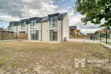Na predaj 3-izbový dom, 80 m², Dunajská Lužná, -