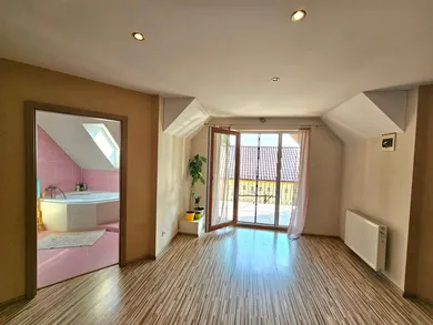 Na predaj 4-izbový dom, Levice, Hontianska