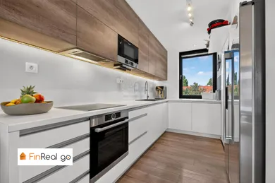 Na predaj 4-izbový byt, 99 m², Bratislava-Rača, Kadnárova