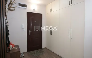 Na predaj 4-izbový byt, 87 m², Humenné, Laborecká