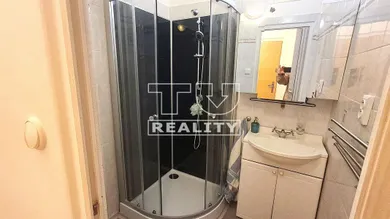 Na predaj 3-izbový byt, 66 m², Poprad