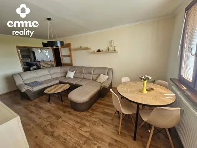 Mieszkania na wynajem, 3-pokojowe, Dunajská Streda · €720
