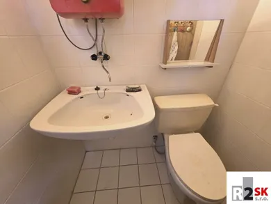 Na predaj 1-izbový rekreačný dom, 60 m², Varin, Pod Vajankom