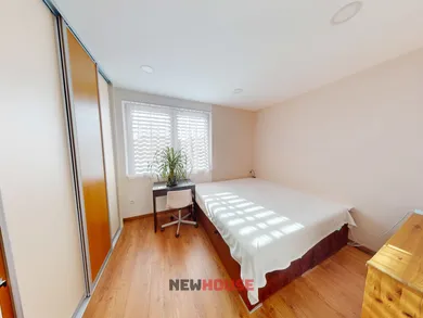 Na predaj dom, 135 m², Trenčín, Cez ohrady