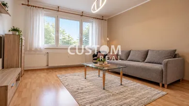 Na prenájom 2-izbový byt, 50 m², Bytča