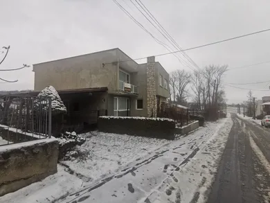 Na prenájom dom, Čakanovce