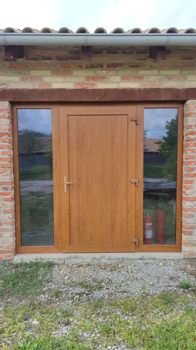 Na prenájom komerčné, 28 m², Zitavce