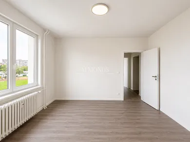 Na predaj 3-izbový byt, 67 m², Bratislava-Ružinov, Drieňová