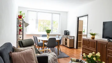 Na predaj 3-izbový byt, 85 m², Prievidza, Cesta Vl. Clementisa