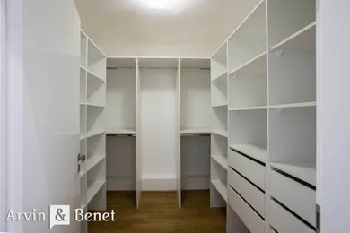 Na prenájom dom, 80 m², Bratislava-Nové Mesto, Chrasťová