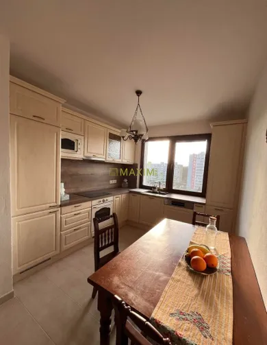 Na predaj 3-izbový byt, 66 m², Bratislava-Karlova Ves