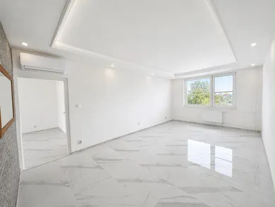 Na predaj 3-izbový byt, 70 m², Michalovce, J. Murgaša