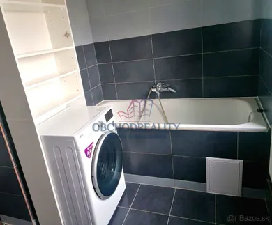 Na predaj 2-izbový byt, 57 m², Michalovce, P. I. Čajkovského