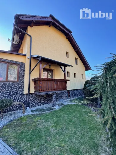 Na predaj 4-izbový dom, 250 m², Kunerad, Hlavná