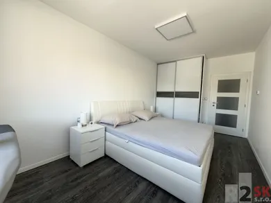 Na prenájom 2-izbový byt, 70 m², Žilina, Kuzmányho