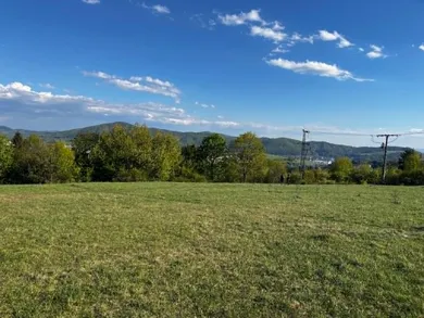 Na predaj pozemok, Banská Bystrica, Pieninská