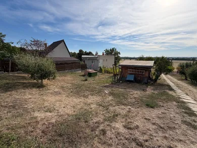Na predaj pozemok, 679 m², Levice, Staré Levice