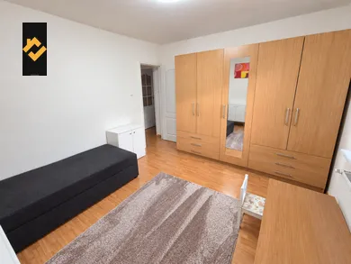Na prenájom 4-izbový byt, 81 m², Dunajská Streda, Nám. SNP