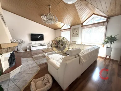 Domy na predaj 4-izbový, Senica · €449 000