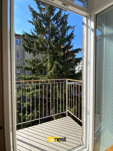 Na predaj 2-izbový byt, 70 m², Bratislava-Nové Mesto, Vajnorská