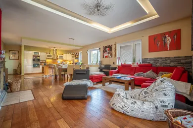 Na predaj dom, 225 m², Bratislava-Rusovce, Trajánova