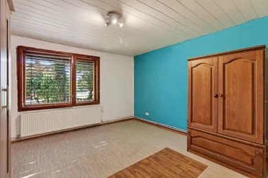 Na predaj 4-izbový dom, 527 m², Trnava