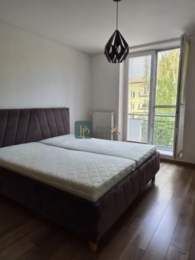 Na prenájom 2-izbový byt, 64 m², Nitra, Podzámska