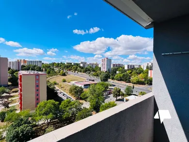 Na prenájom 3-izbový byt, 83 m², Nitra, Novomeského