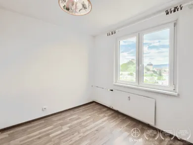 Na predaj 4-izbový byt, 84 m², Fiľakovo