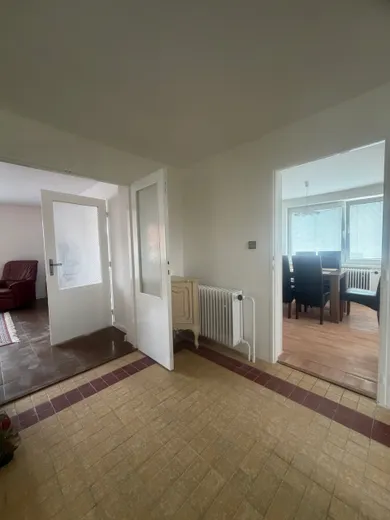 Na predaj 4-izbový dom, 203 m², Borský Svätý Jur, 1.mája
