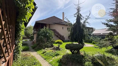 Na predaj 6-izbový dom, 260 m², Podbrezová, Jozefa Murgaša