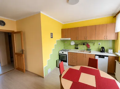 Квартири на продаж, 4-кімнатні, Martin · €179 000