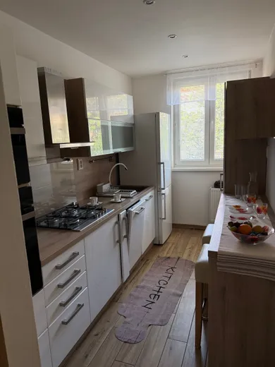 Na prenájom 3-izbový byt, 65 m², Košice-Staré Mesto, Bačíkova
