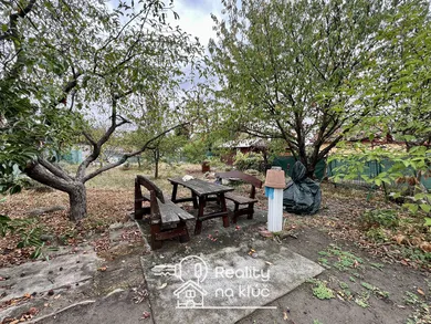 Na predaj pozemok, 304 m², Nové Zámky, Ľanová
