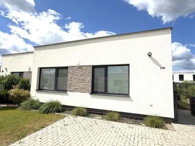 Domy na sprzedaż, 4-pokojowe, Chorvátsky Grob · €350 000