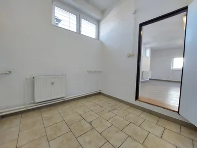 Na prenájom komerčné, 42 m², Rajec