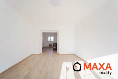 Na predaj 2-izbový byt, 55 m², Prievidza