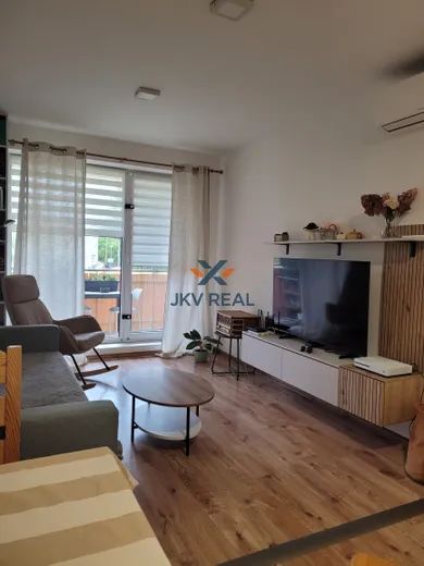 Na prenájom 2-izbový byt, 59 m², Prešov, Vodárenská