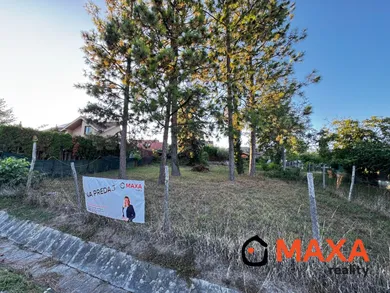 Na predaj pozemok, 724 m², Smrdáky