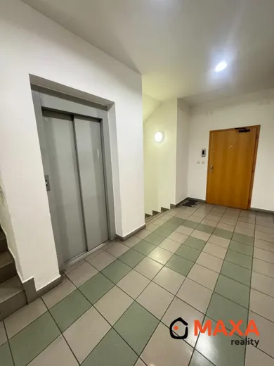 Na prenájom objekt, 40 m², Senica, Nám. Oslobodenia