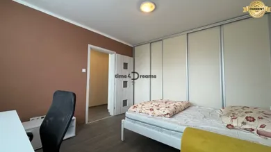Na prenájom 1-izbový byt, 35 m², Nitra, Ľudovíta Okánika