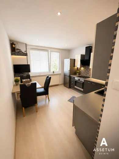 Na predaj 2-izbový byt, 61 m², Trnava, Coburgova ulica
