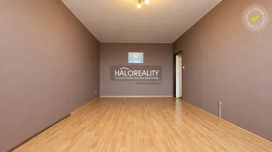 Na predaj 2-izbový byt, 62 m², Nové Zámky