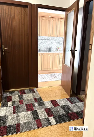 Na predaj 3-izbový byt, 69 m², Bratislava-Petržalka
