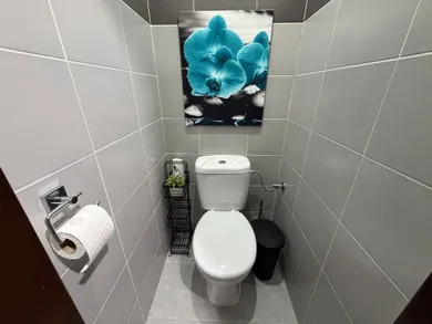 Na prenájom 2-izbový byt, 66 m², Levice, Kyjevská